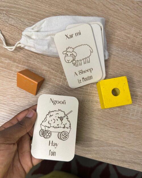 Mon Premier Imagier À table les animaux – Trilingue en bois (10 cartes)